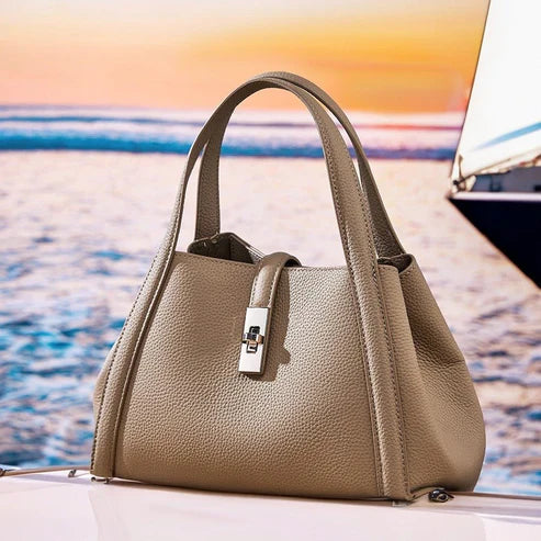 Urban Luxe Bucket Leather Handbag ā Stylish & Spacious šāØ